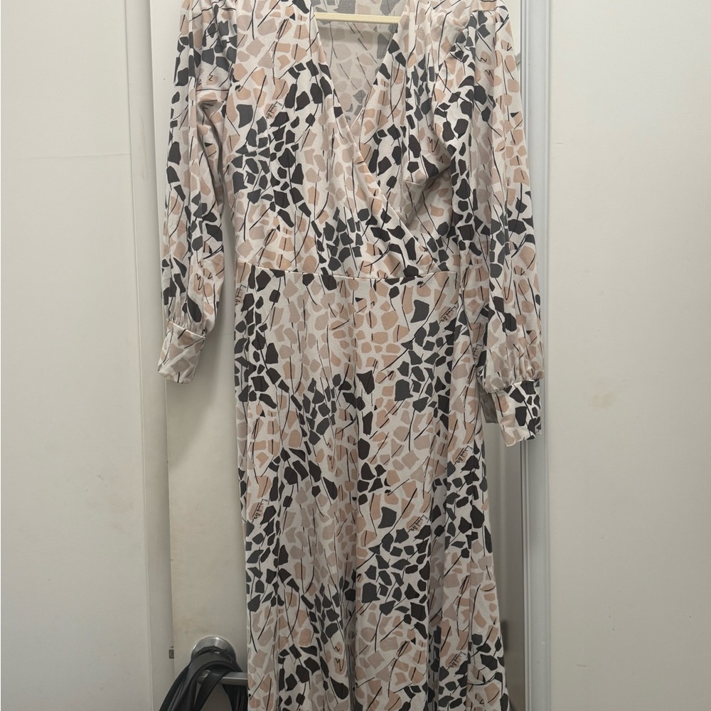 H&M Faux Wrap Patterned Long Sleeve Dress